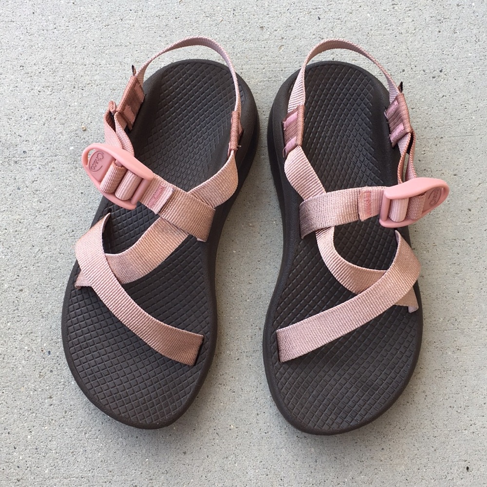 Rose-gold Chaco z-cloud sandals